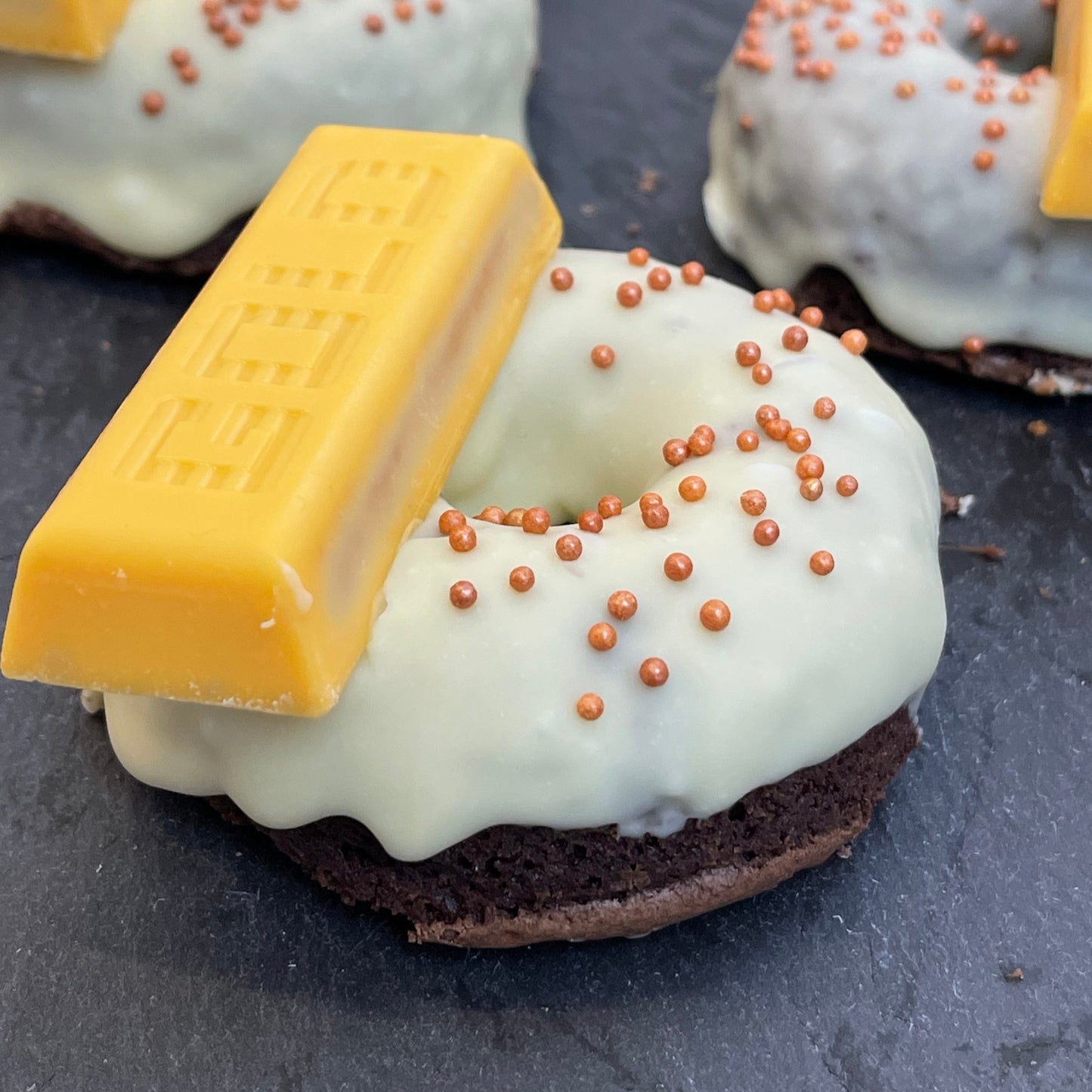 Gold Bar Bronut