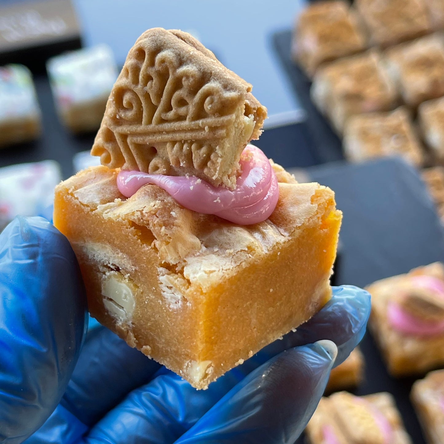 Rhubarb & Custard Blondie